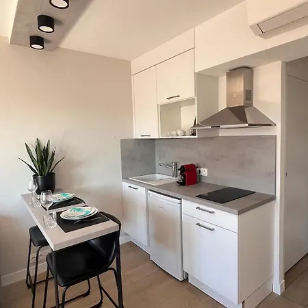 3etoiles A 10 Min Du Centre - Calme Apartament